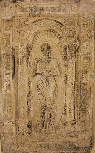 037-Надгробная плита,1520